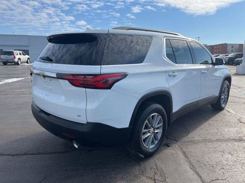 Used 2023 Chevrolet Traverse LT image 19