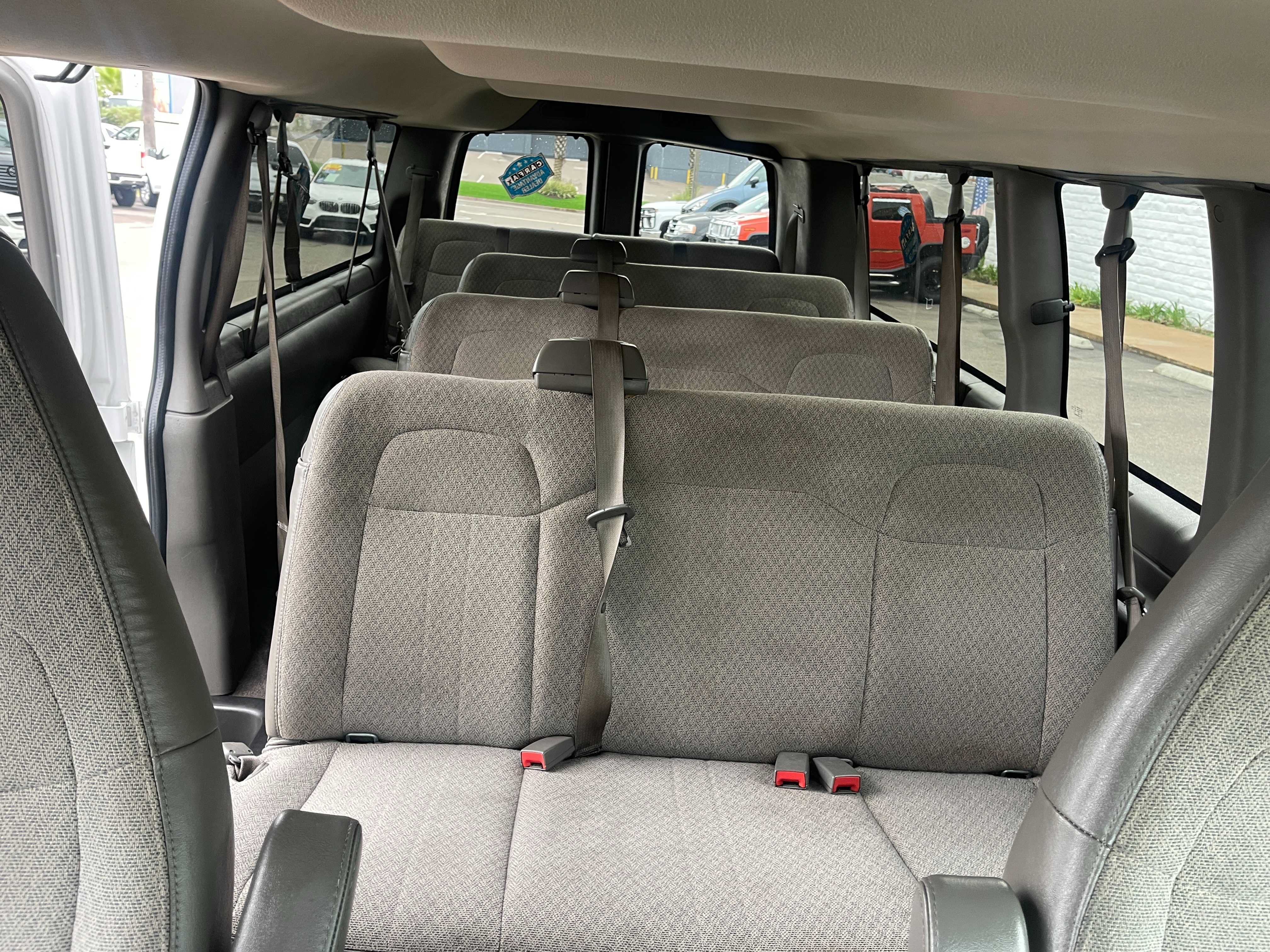 Used 2016 Chevrolet Express 3500 LT w/ LT Preferred Equipment Group RWD image 11