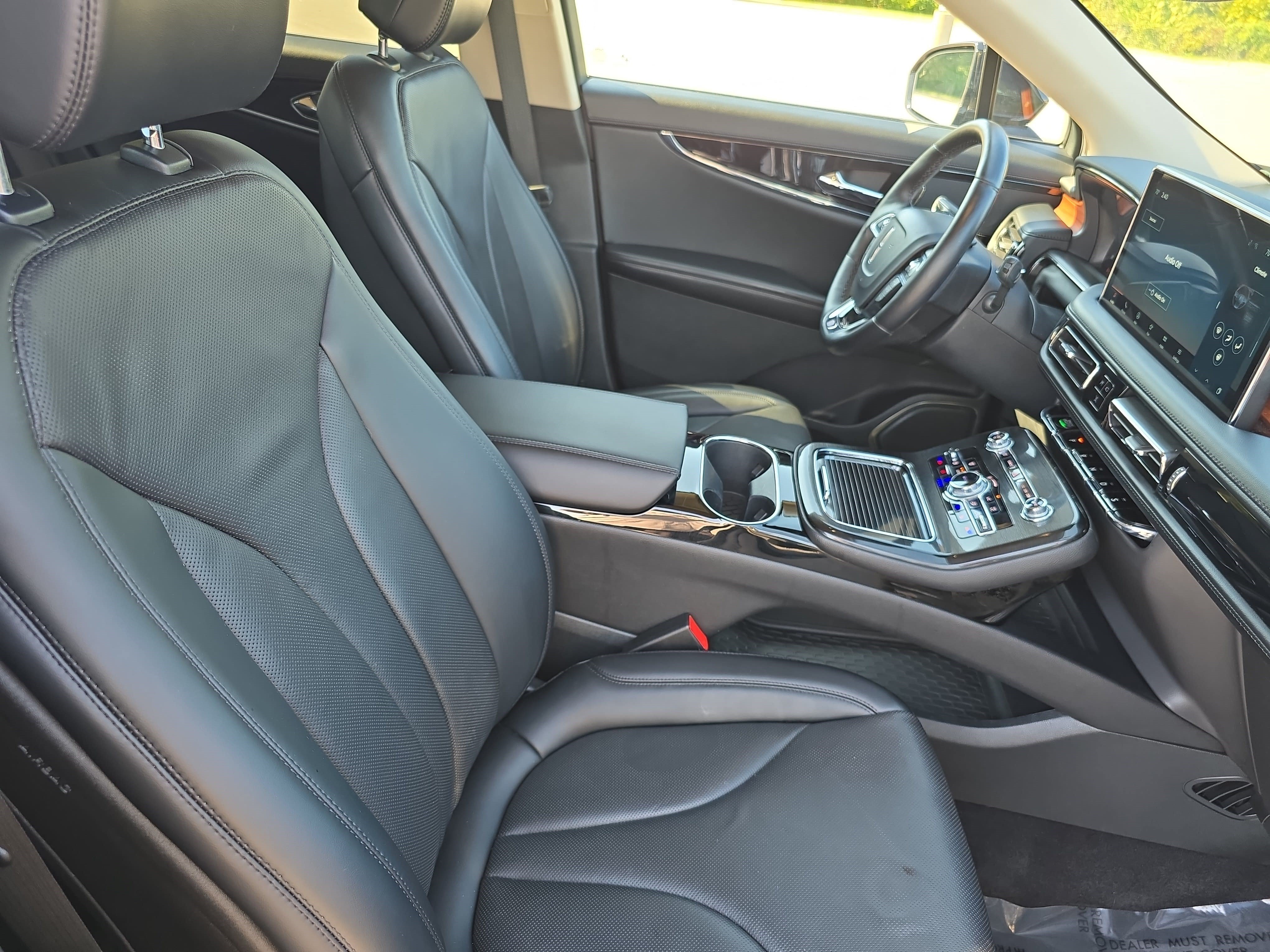 Certified 2023 Lincoln Nautilus Reserve AWD/4WD image 10