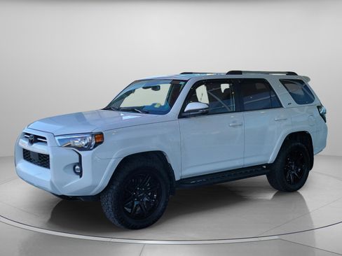 Used 2024 Toyota 4Runner SR5 Premium w/ Moonroof Package image 2