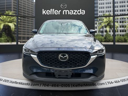 Used 2022 MAZDA CX-5 AWD 2.5 S w/ Premium Package image 2