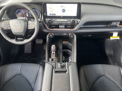 New 2026 Toyota Grand Highlander AWD Hybrid image 4