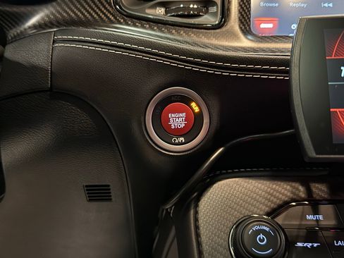 Used 2020 Dodge Challenger SRT Hellcat Redeye image 41