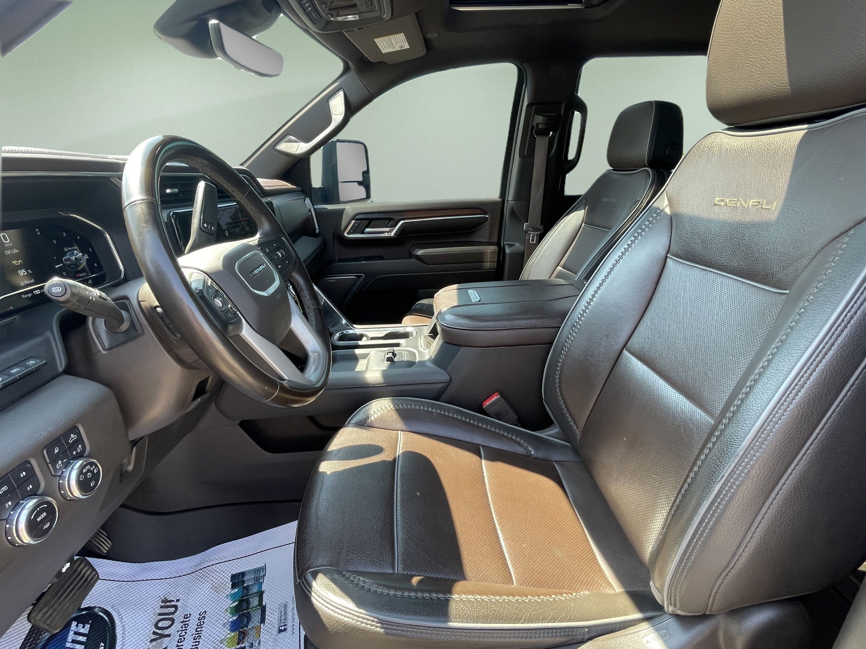 Used 2024 GMC Sierra 3500 Denali w/ Denali Reserve Package AWD/4WD image 18
