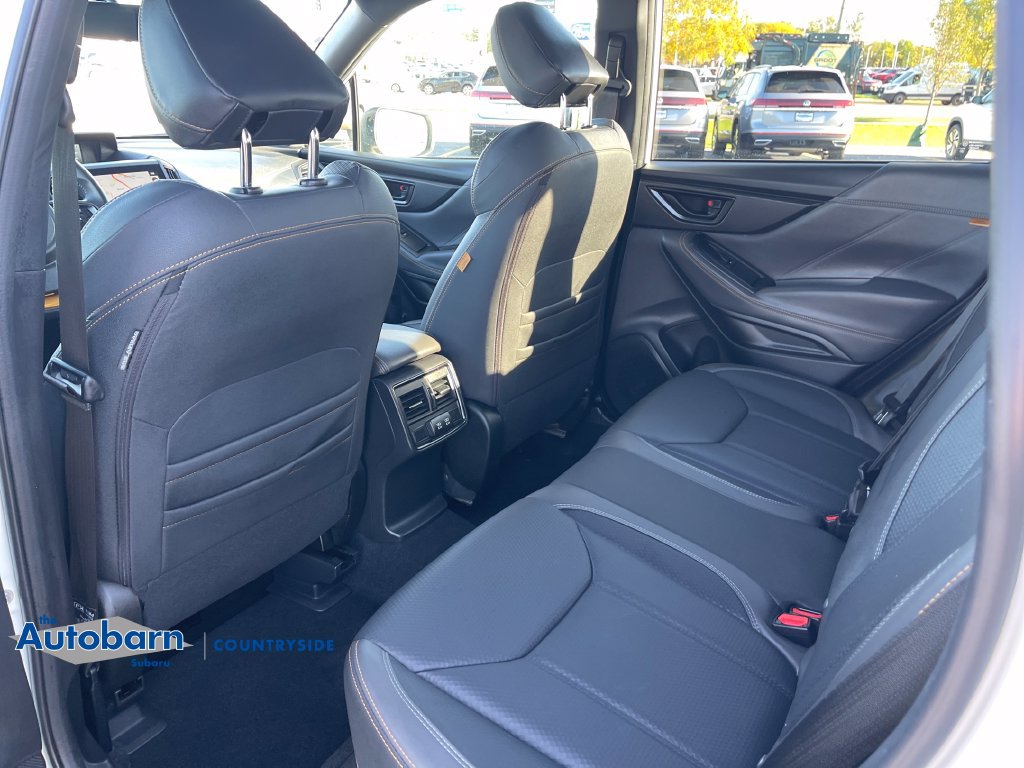 Used 2025 Subaru Forester Wilderness w/ Convenience Package AWD/4WD image 27