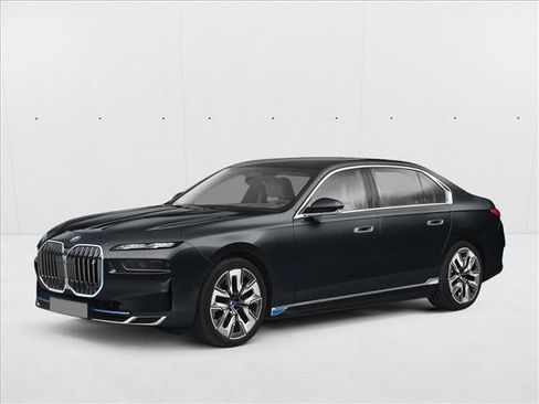 Used 2023 BMW i7 xDrive60 w/ Parking Assistance Package AWD/4WD image 1