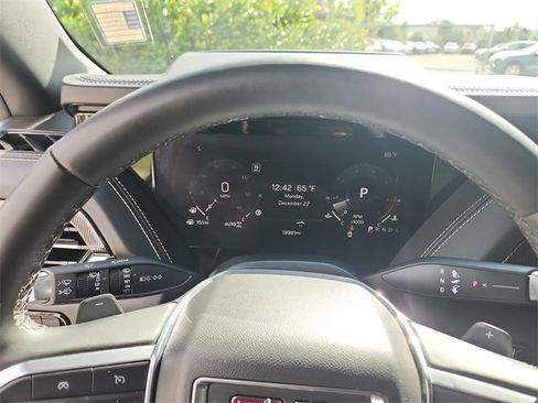 Certified 2025 GMC Yukon Elevation image 26