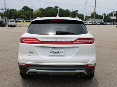 Used 2019 Lincoln MKC Reserve w/ MKC Technology Package FWD image 22
