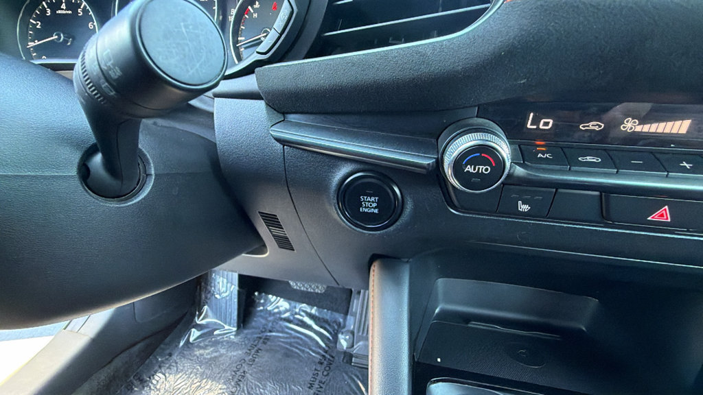 Used 2024 MAZDA MAZDA3 s AWD/4WD image 17