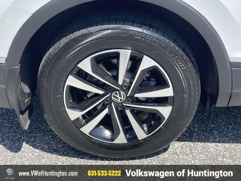 Used 2024 Volkswagen Tiguan S image 7