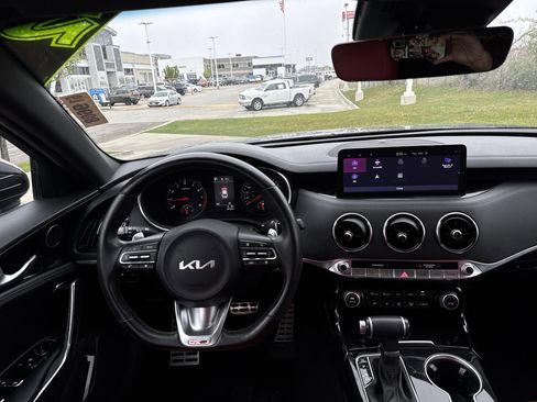 Used 2022 Kia Stinger GT-Line image 17