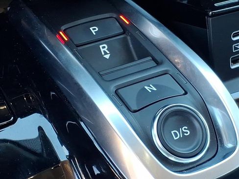 Used 2025 Acura MDX w/ Technology Package image 24