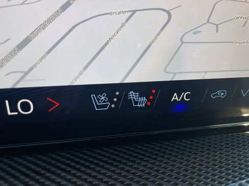 Used 2025 Chevrolet Traverse High Country w/ LPO, Floor Liner Package image 30