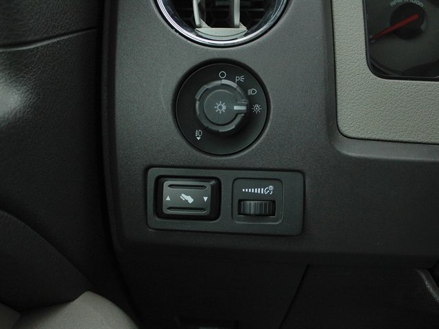 Used 2009 Ford F150 XLT RWD image 14