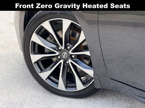 Used 2016 Nissan Maxima SR image 5