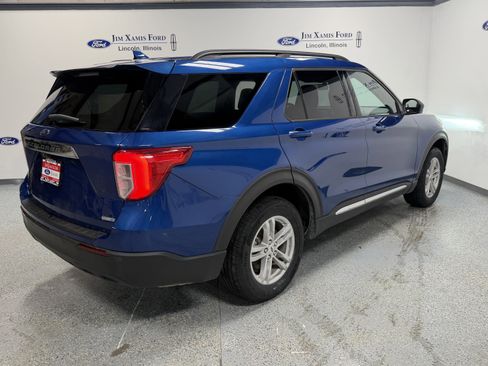 Used 2020 Ford Explorer XLT w/ Comfort Package image 6
