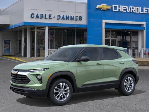 New 2026 Chevrolet TrailBlazer LS AWD/4WD image 2