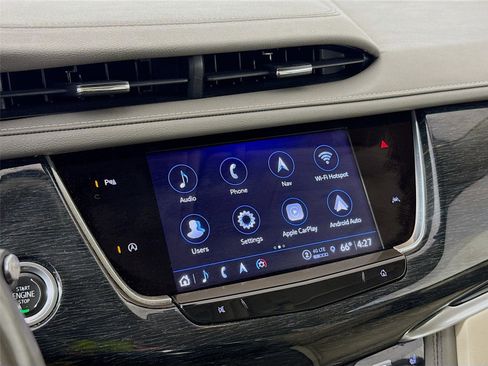 Used 2023 Cadillac XT6 Premium Luxury image 8