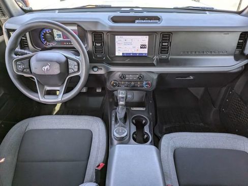 Used 2023 Ford Bronco 4-Door AWD/4WD image 14