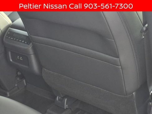 Certified 2025 Nissan Pathfinder SL w/ SL Premium Package FWD image 18