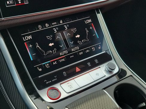 New 2026 Audi SQ7 Premium Plus AWD/4WD image 13