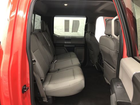 Used 2016 Ford F150 XLT w/ Equipment Group 302A Luxury image 10