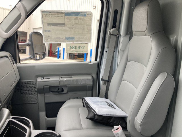 New 2027 Ford E-350 and Econoline 350 Super Duty w/ Power Equipment Group RWD image 16