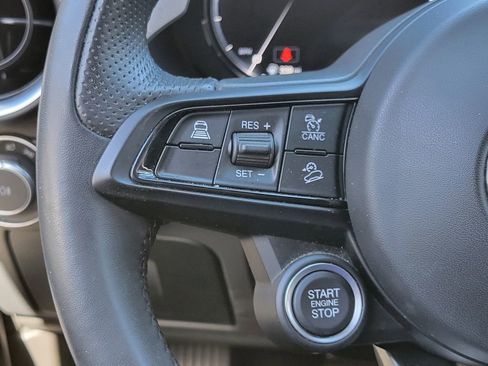 Used 2024 Alfa Romeo Stelvio Sprint RWD image 5