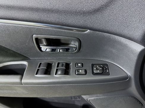 Used 2025 Mitsubishi Outlander Sport LE image 21