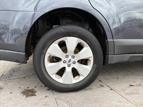 Used 2012 Subaru Outback 2.5i Limited image 11