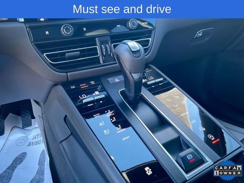 Used 2023 Porsche Macan image 21