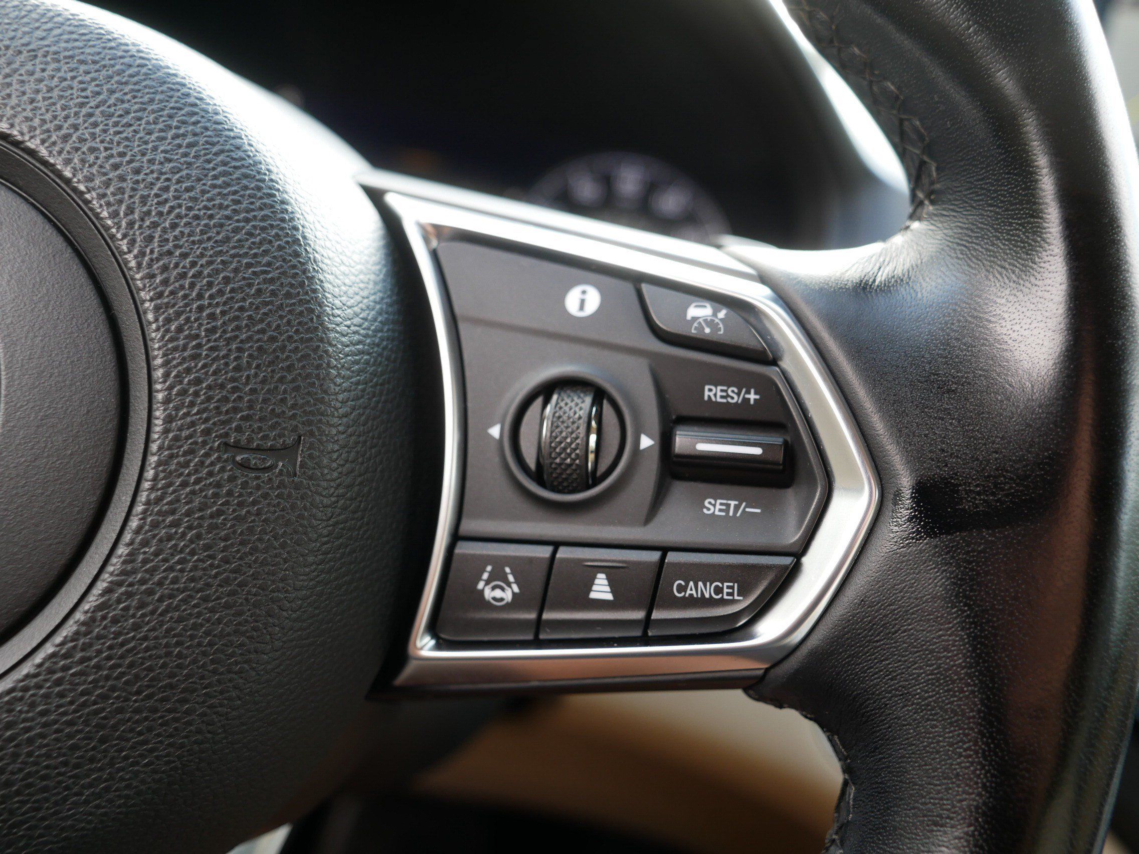 Used 2024 Acura RDX w/ Technology Package AWD/4WD image 29