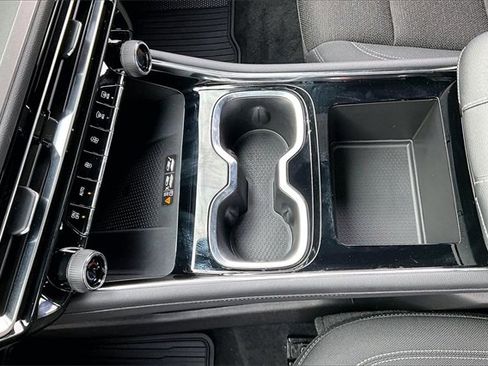 New 2026 Chevrolet Traverse LT w/ Driver Confidence Package image 8