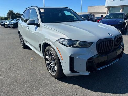 Used 2024 BMW X5 xDrive40i w/ Executive Package AWD/4WD image 9