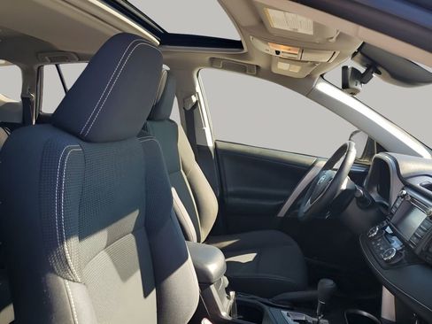 Used 2018 Toyota RAV4 XLE image 15