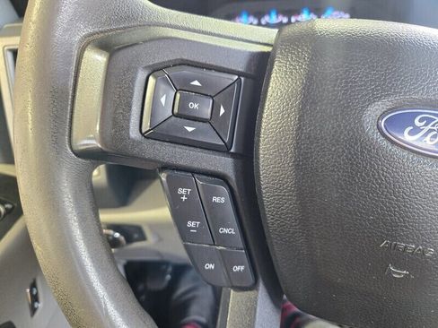 Used 2017 Ford F550 2WD Regular Cab Super Duty image 22
