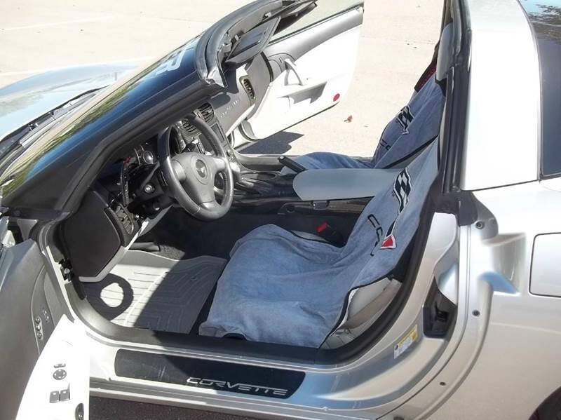 Used 2006 Chevrolet Corvette Coupe w/ Preferred Equipment Group RWD image 36
