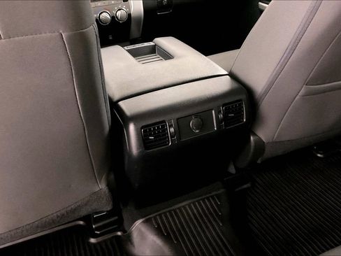 Used 2017 Toyota Tundra SR5 w/ TRD Off Road Package image 10