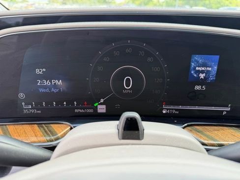 Used 2021 Cadillac Escalade Sport Platinum image 10