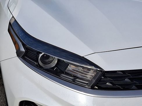 Used 2023 Kia Forte LXS w/ LXS Technology Package image 10