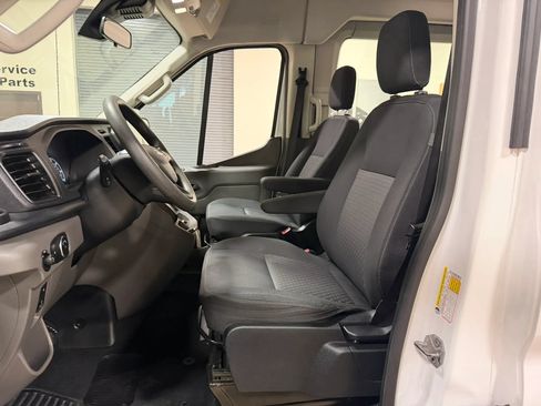 Used 2022 Ford Transit 350 XLT RWD image 18
