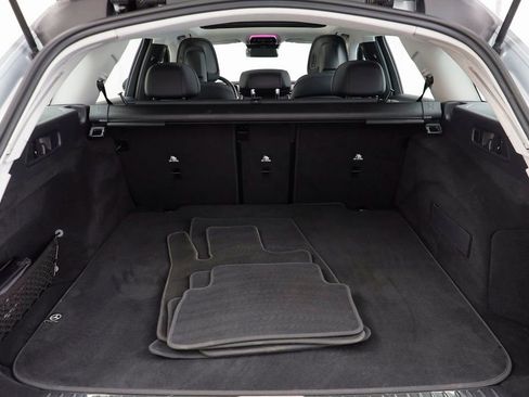 Used 2025 Mercedes-Benz E 450 4MATIC All-Terrain Wagon image 17