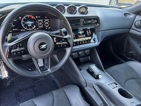 Used 2024 Nissan Z Performance w/ Floor Mat Package image 11