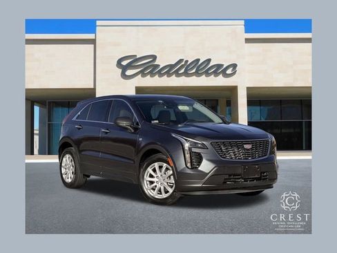 Certified 2021 Cadillac XT4 Luxury w/ Cold Weather Package image 1
