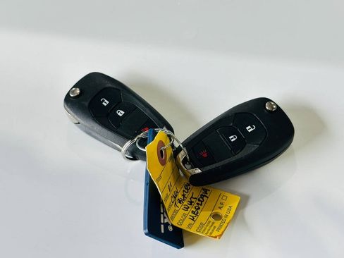 Used 2021 Chevrolet TrailBlazer LS FWD image 31