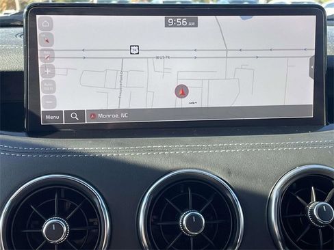 Certified 2023 Kia Stinger GT2 image 3