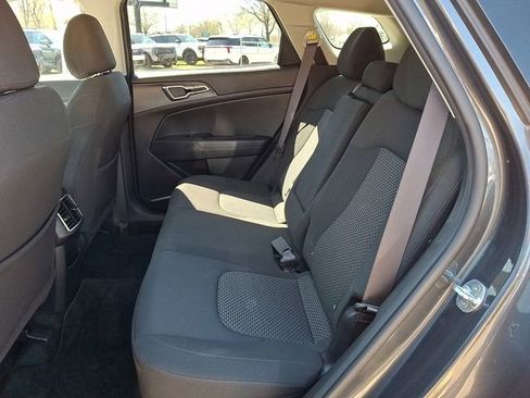 Certified 2023 Kia Sportage LX image 9