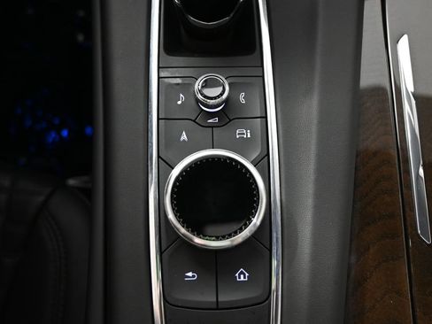 Used 2024 Cadillac Escalade Sport Platinum w/ LPO, ONYX Package AWD/4WD image 37