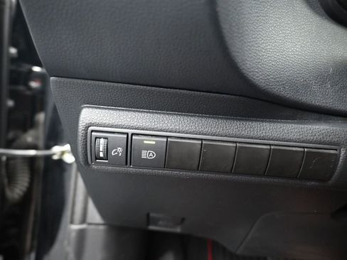 Used 2023 Toyota Corolla SE FWD image 10