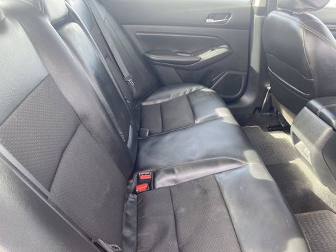 Certified 2021 Nissan Altima 2.5 SR w/ SR Premium Package image 14